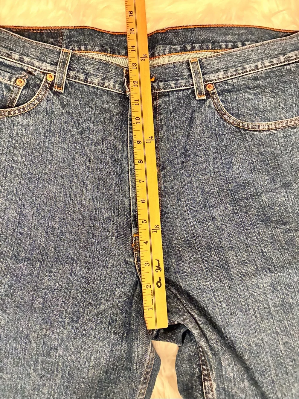 Levi’s 550 Sz 36 Relaxed Fit Mens Jean Shorts